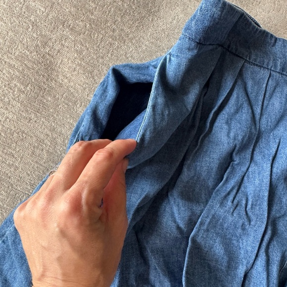 GAP Denim Chambray Bubble Mini Skirt Women’s Medium Indigo Pleated Button Front - Picture 12 of 14
